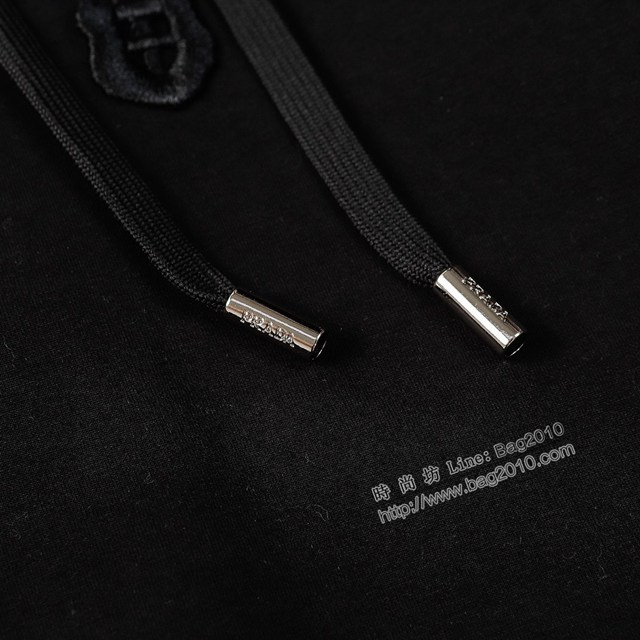 Prada專櫃普拉達2023FW新款刺繡連帽衛衣 男女同款 tzy3017